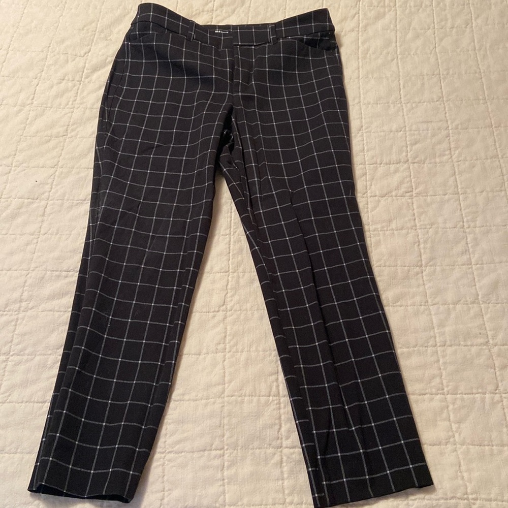 Old Navy pixie pants